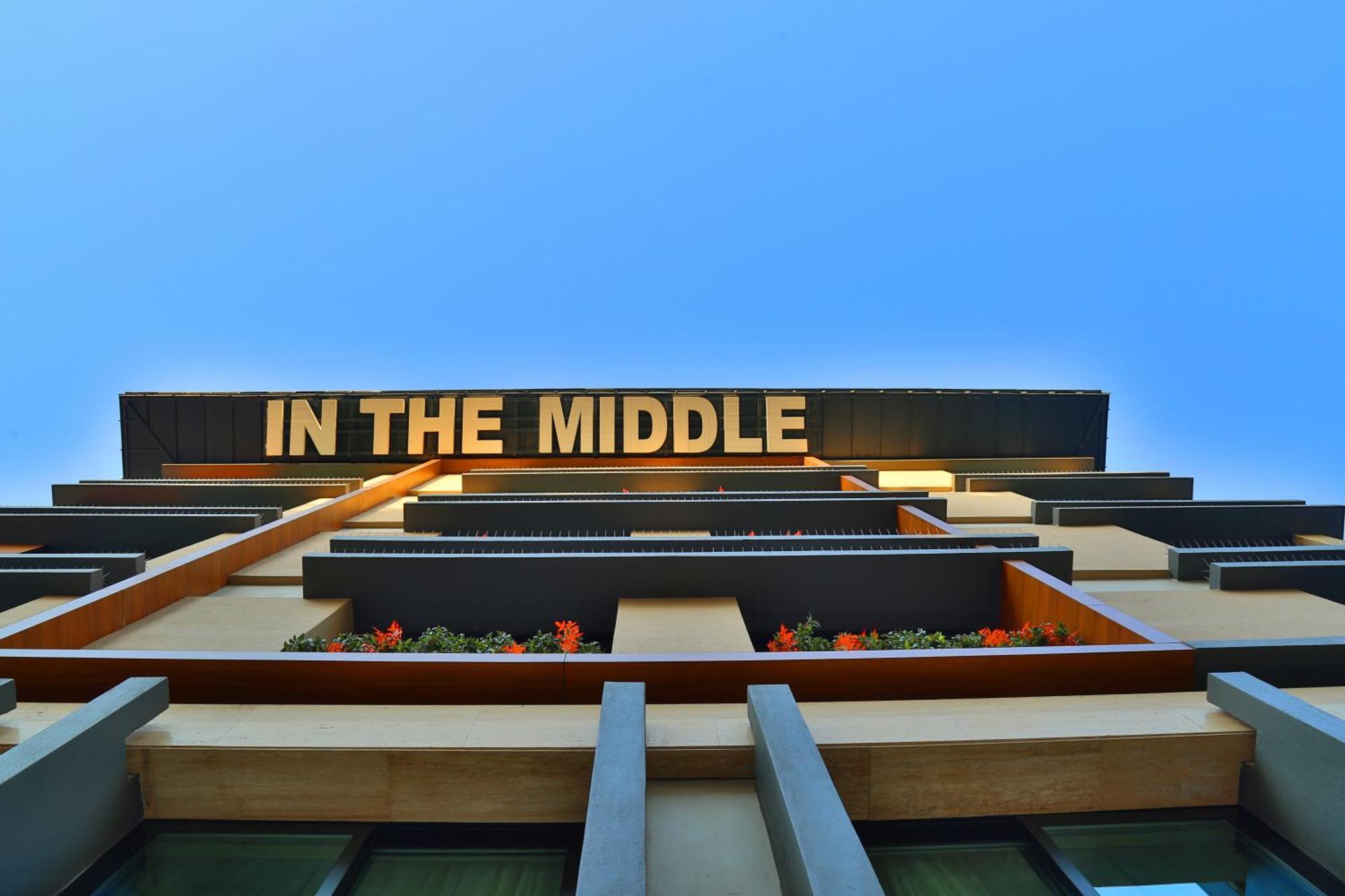In The Middle Hotel Antalya Bagian luar foto